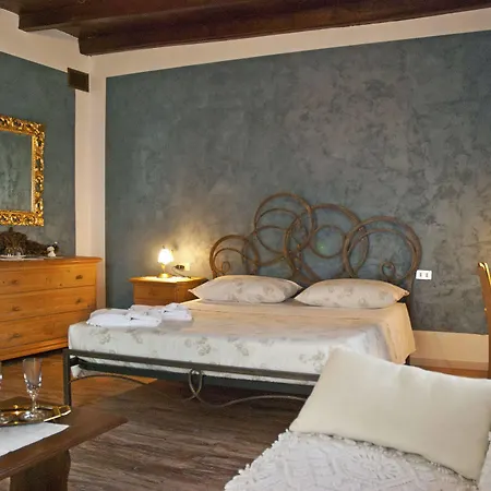 Ca Baetti L'antica Corte Roncola