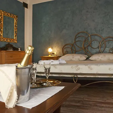 Bed & Breakfast Ca Baetti L'antica Corte 4*