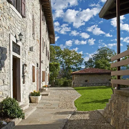 Ca Baetti L'antica Corte Bed & Breakfast 4*